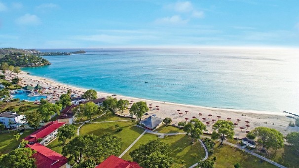 Spiaggia bianca del villaggio veraclub antigua Spiaggia bianca del villaggio veraclub antigua, novità Veratour 2019