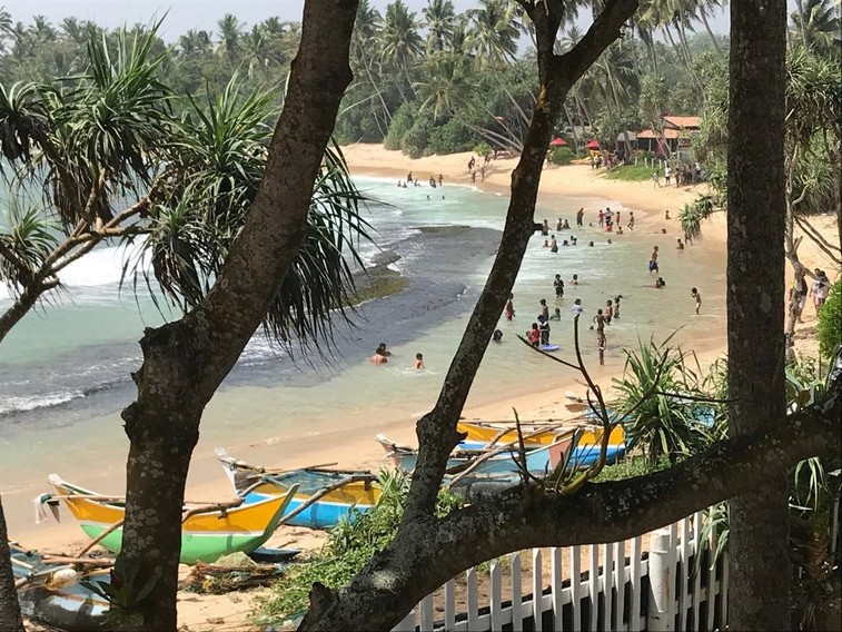 Spiaggia  e mare di Dickwella_Srilanka
