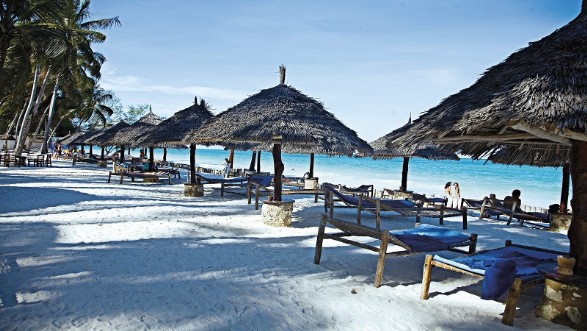spiaggia fine che caratterizza il veraclub zanzibar village