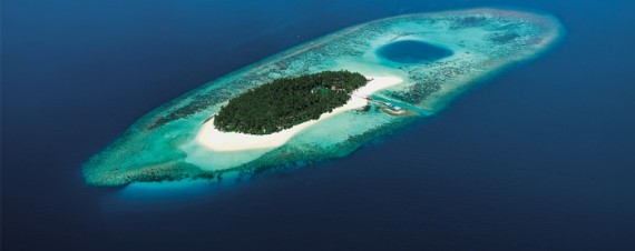 foto panoramica dell'atollo di Dhaalu, Maldive