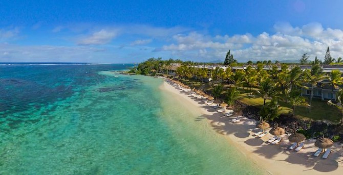 Splendida panoramica del seaclub solana beach con il suo mare trasparente