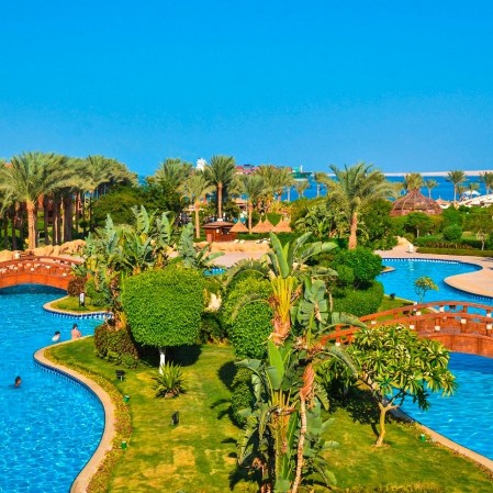 Sharm el Sheikh - Alpiclub Grand Plaza Resort Vista della piscina dell'Alpiclub Grand Plaza Resort di Sharm el Sheikh - Mar Rosso