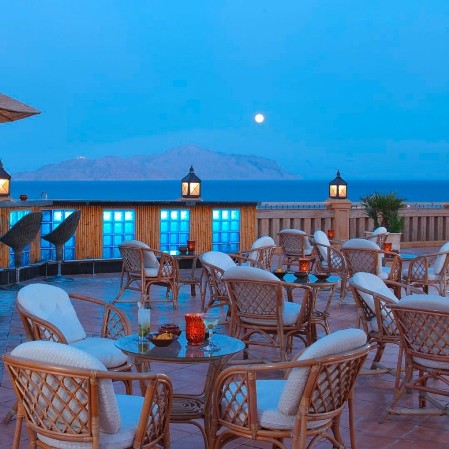 Bar del Seaclub Savoy Sharm El Sheikh Veduta serale del bar del Seaclub Savoy Sharm El Sheikh - Egitto - Mar Rosso