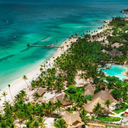 panoramica dall'alto del villaggio catalonia grand dominicus affacciato su playa bayahibe panoramica dall'alto del villaggio catalonia grand dominicus affacciato su playa bayahibe