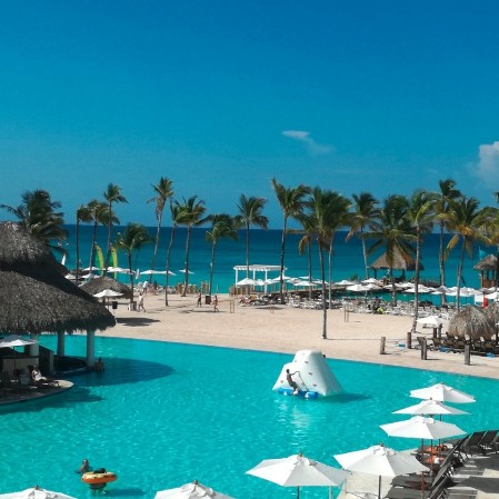 Piscina del villaggio Alpiblu Dreams Dominicus La Romana Panoramica della piscina del resort alpiblu dreams dominicus la romana