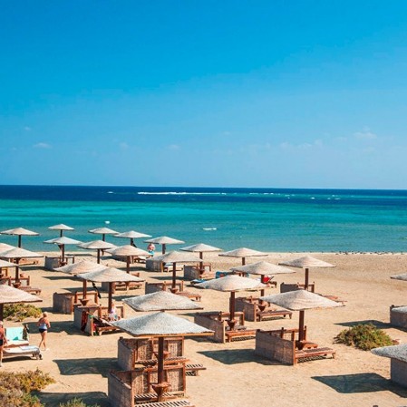 Spiaggia del villaggio Seaclub Lahami bay Beach reosrt di Marsa Alam - Egitto - Mar Rosso Seaclub lahami bay beach resort di Marsa Alam - Egitto - Mar Rosso