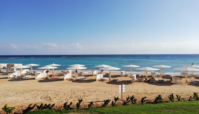 bravo fantazia resort_spiaggia spiaggia con barriera corallina su cui si affaccia il villaggio bravo fantazia resort